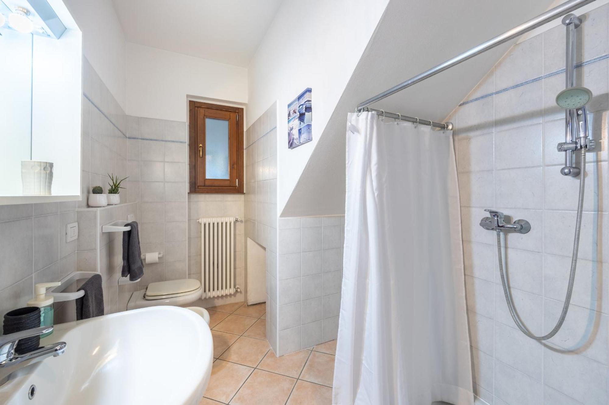 Lago Di Como - Luxury Panoramic Garden - Free Wifi Villa Gera Lario Exterior photo