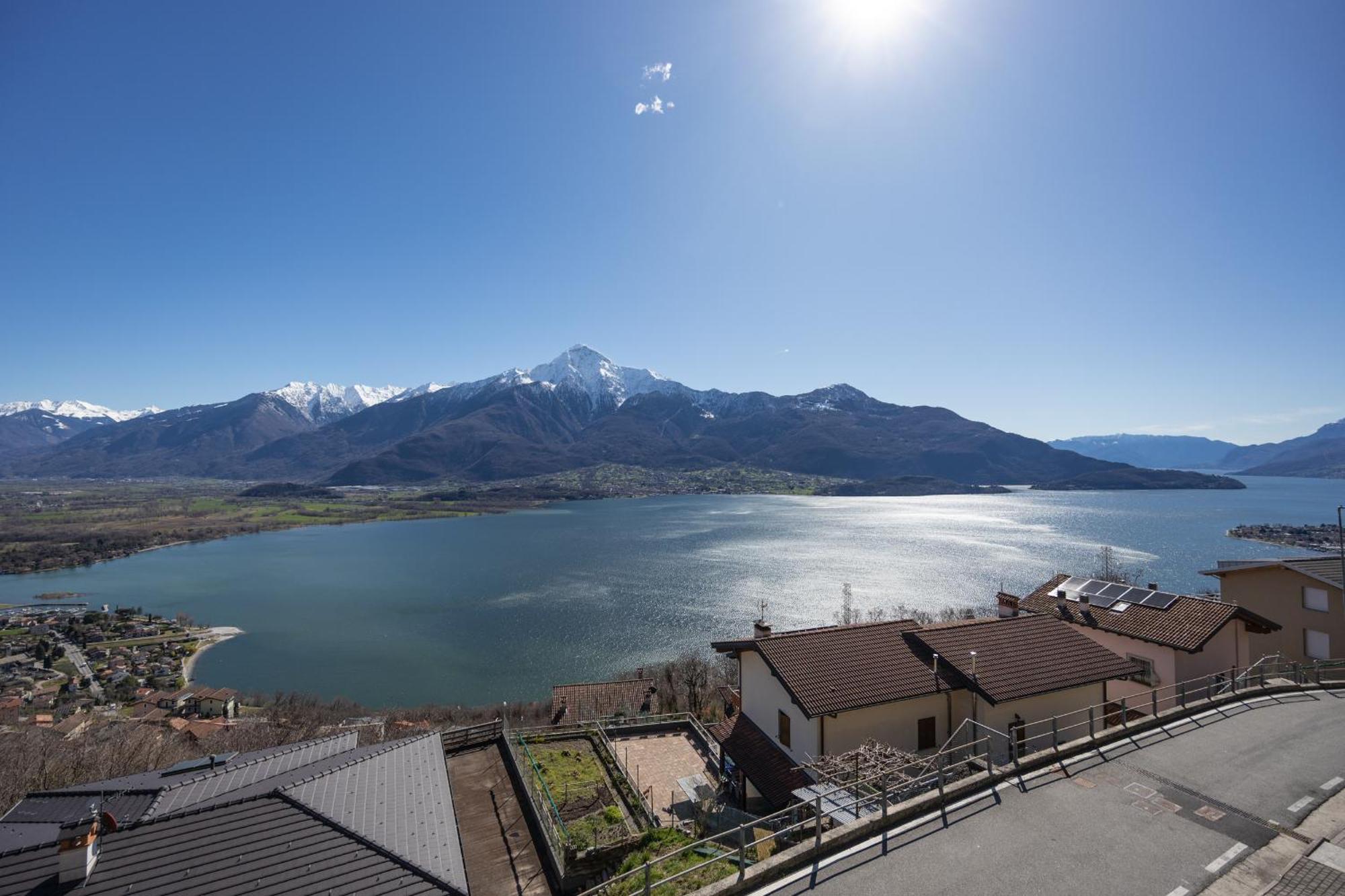 Lago Di Como - Luxury Panoramic Garden - Free Wifi Villa Gera Lario Exterior photo